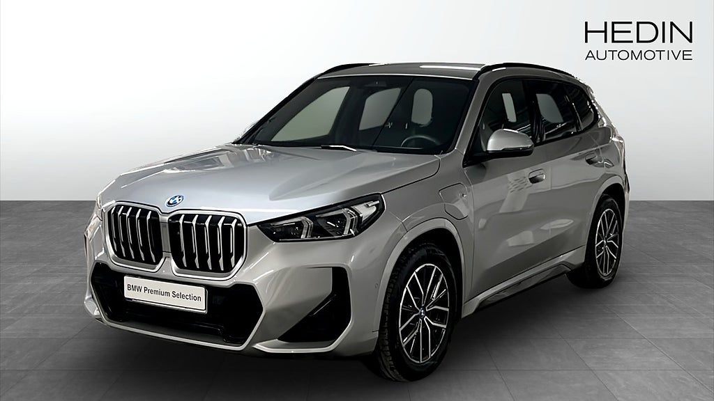 BMW X1 xDrive25e M-sport / Dragkrok / Rattvärme