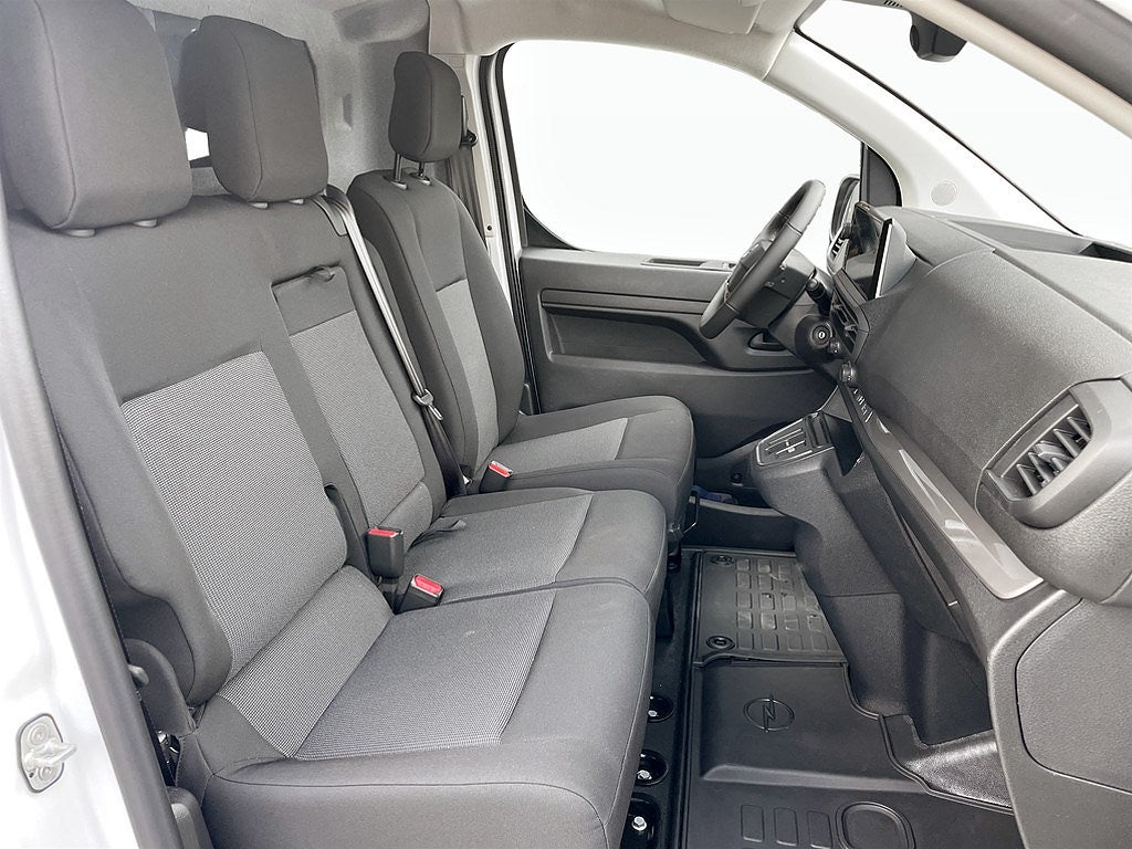 Bild på Opel Vivaro 145hk AT8 L3 Aut - Värmare & dragkrok