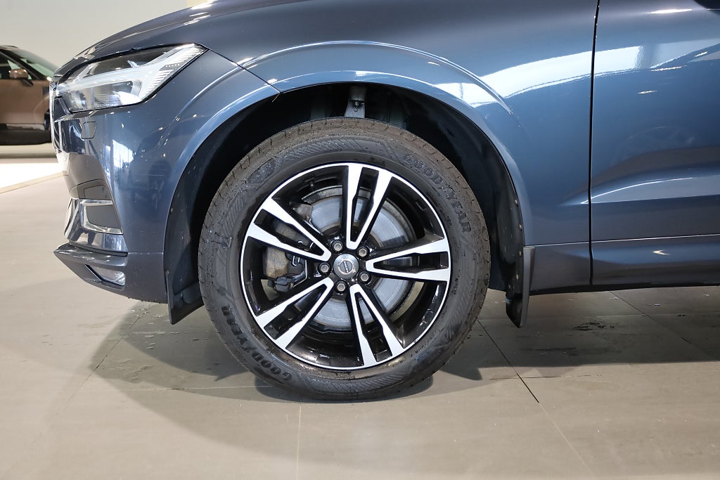 Volvo XC60 D4 AWD AUT Momentum SE Navi Drag VOC Leasbar 2019