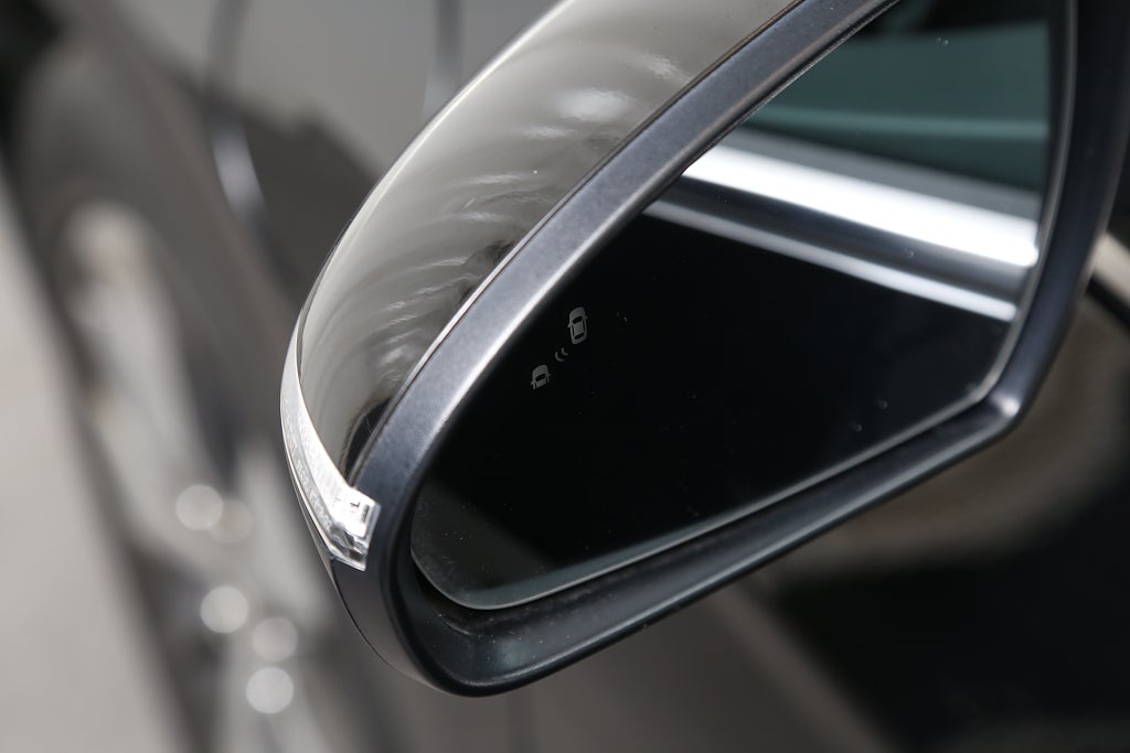 Hyundai IONIQ Plug-in 1.6 + 8.9 kWh DCT Premium Plus Eco Dragkrok 2019