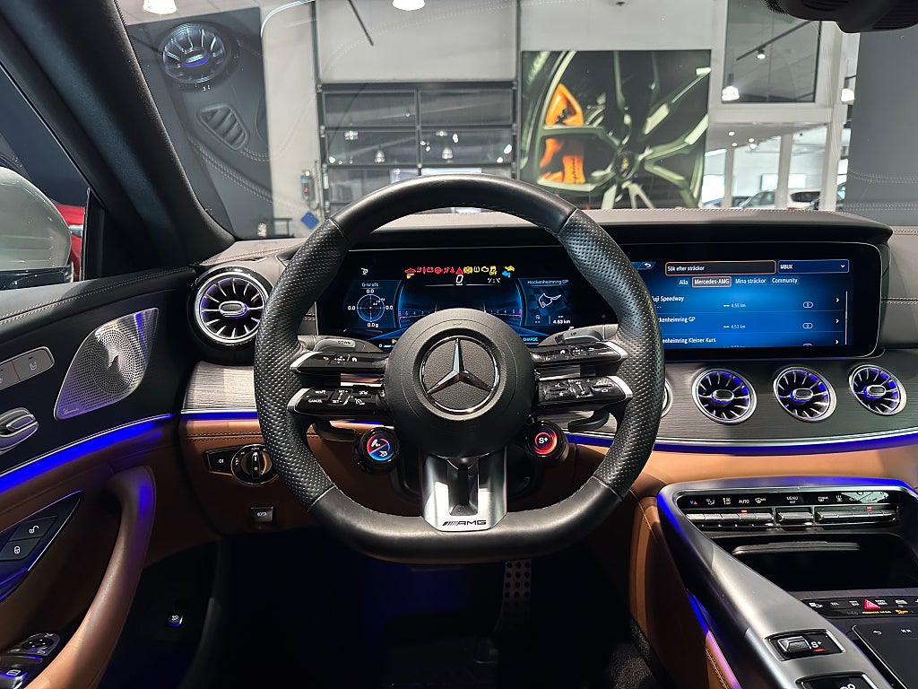 Mercedes-Benz AMG GT 4 43 4MATIC+ Krok Värmare - bild 12
