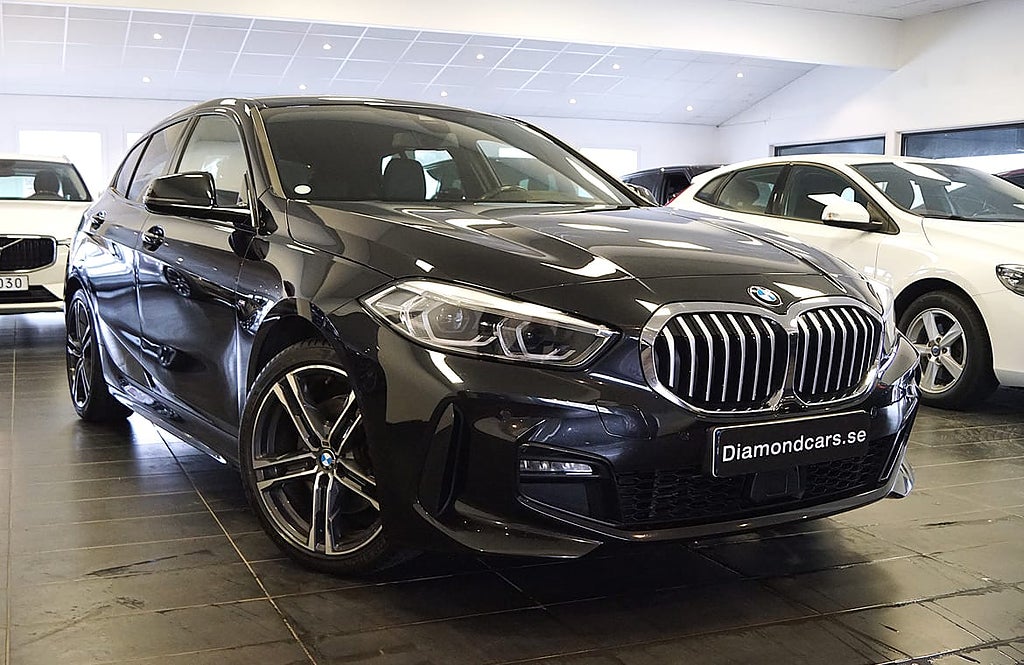 BMW 118I M Sport Auto\\Backkamera\\Vinterdäck