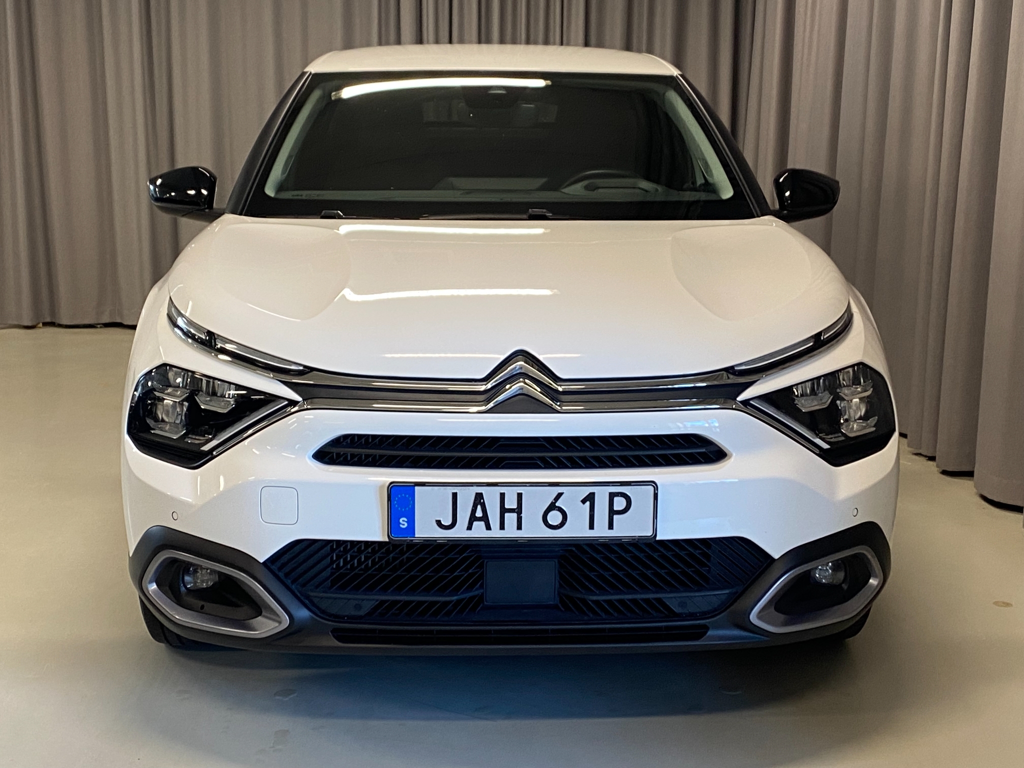 Citroen C4 Shine BHDi 130hk Automat 2023, bild 4/10