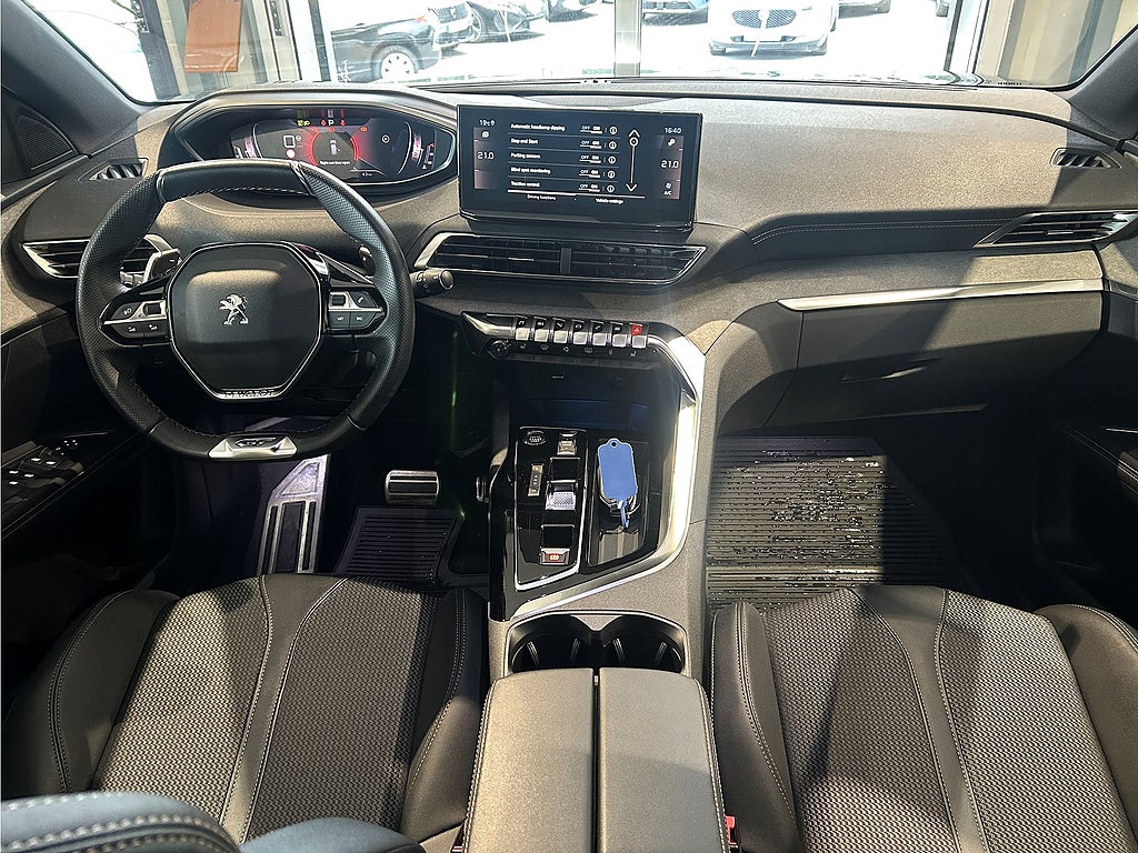 Bild på Peugeot 3008 GT 1.2 PT 130hk Aut - B-KAMERA,NAVI,CARPLAY