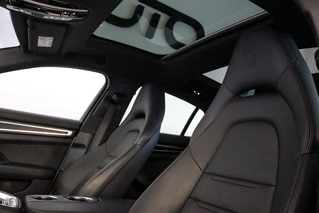 Porsche Panamera 4 E-Hybrid PDK Platinum Edition MOMS