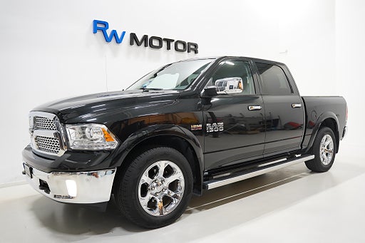 Dodge RAM 1500 5.7 V8 HEMI 4x4 LARAMIE Alpine Motorvärmare Luftfjädr