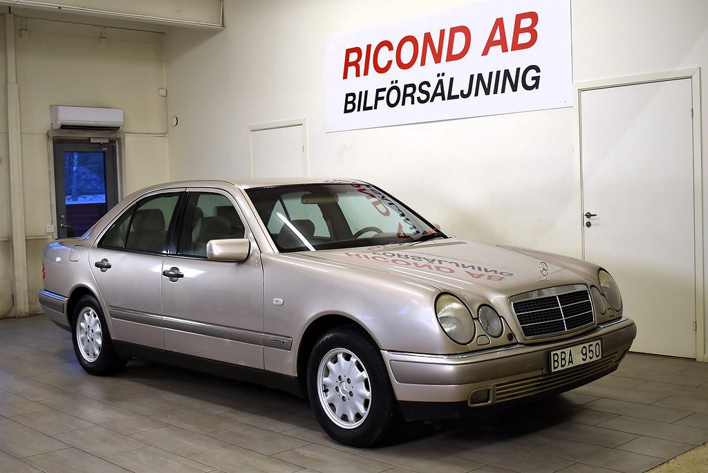 Mercedes-Benz E 220 DIESEL ELEGANCE FIN ORIGINAL BIL