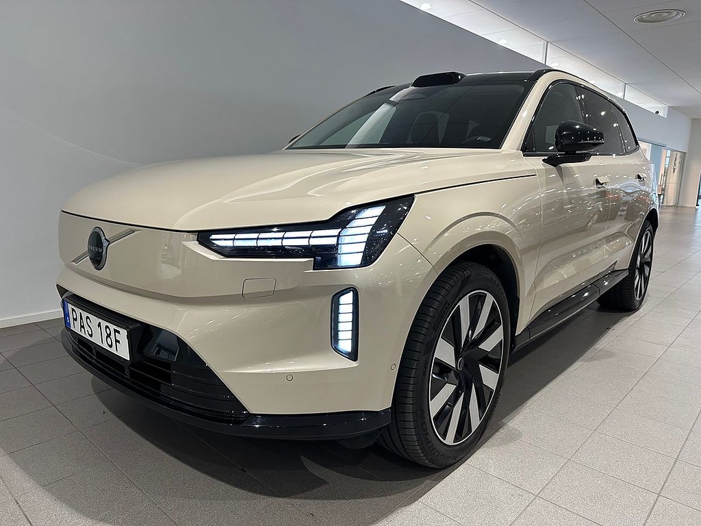 Volvo EX90 Twin Motor Performance Ultra 7sätes/ 360 Kamer...