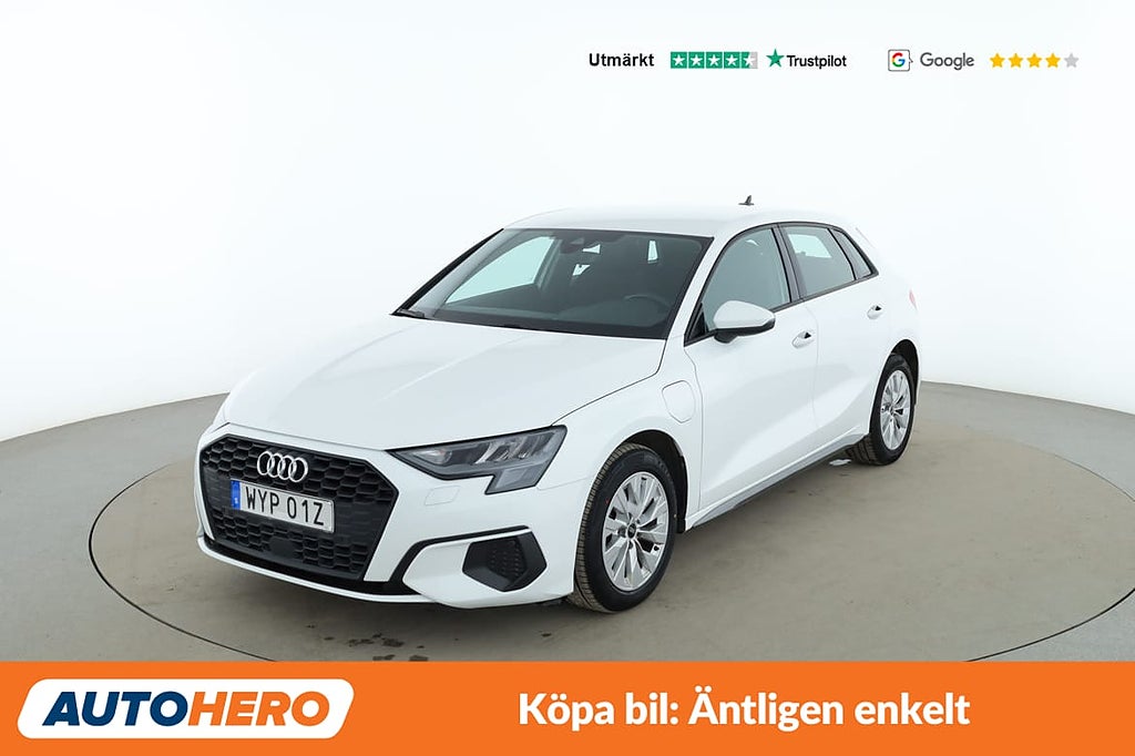 Audi A3 S Tronic / CarPlay, Lane assist