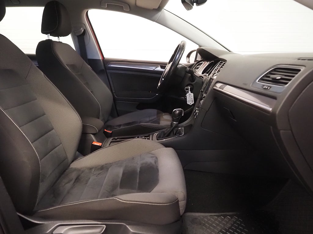 Volkswagen Golf Alltrack 1.8 TSI 180hk 4Motion |Drag|Värmare|Kamera| 2017