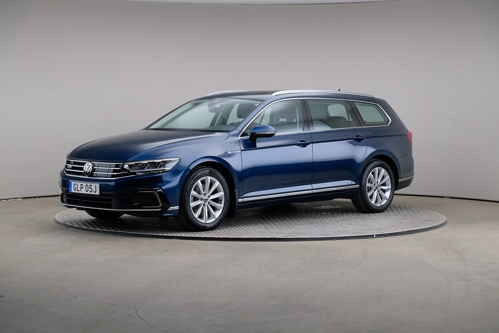 Volkswagen Passat GTE SC Dragpkt Panorama