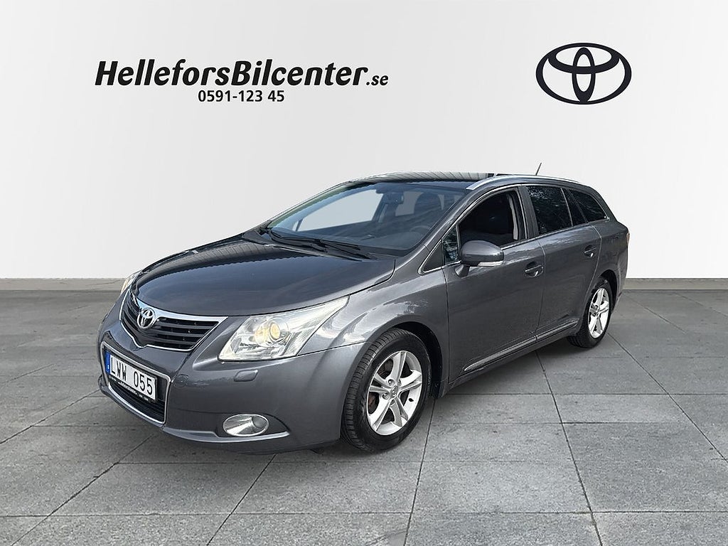 Toyota Avensis TS 147hk Chrome Edition Backkamera Vinterj...