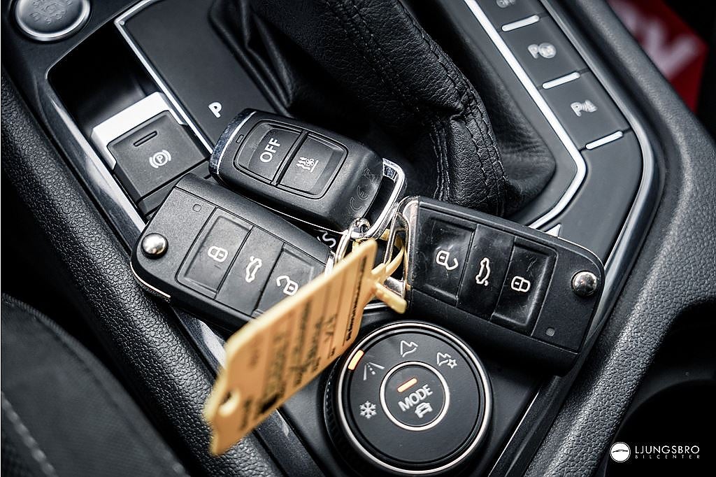 Volkswagen Tiguan Allspace 4M R-Line 200hk