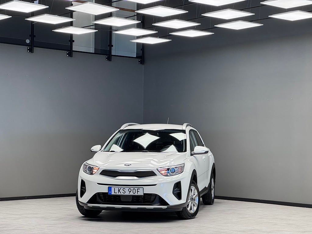 Kia Stonic 1.0 Advance Plus / B-kamera / Carplay 