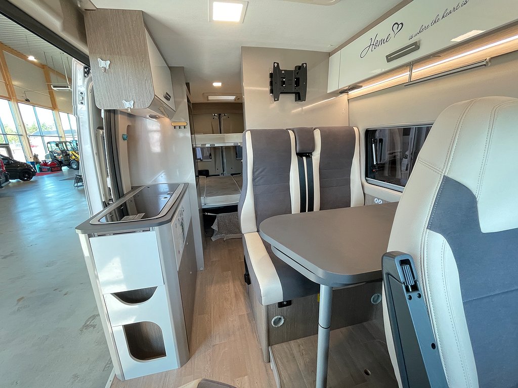 CHALLENGER Van 114 / B-körkort / Våningssäng / Under 6m - CHALLENGER