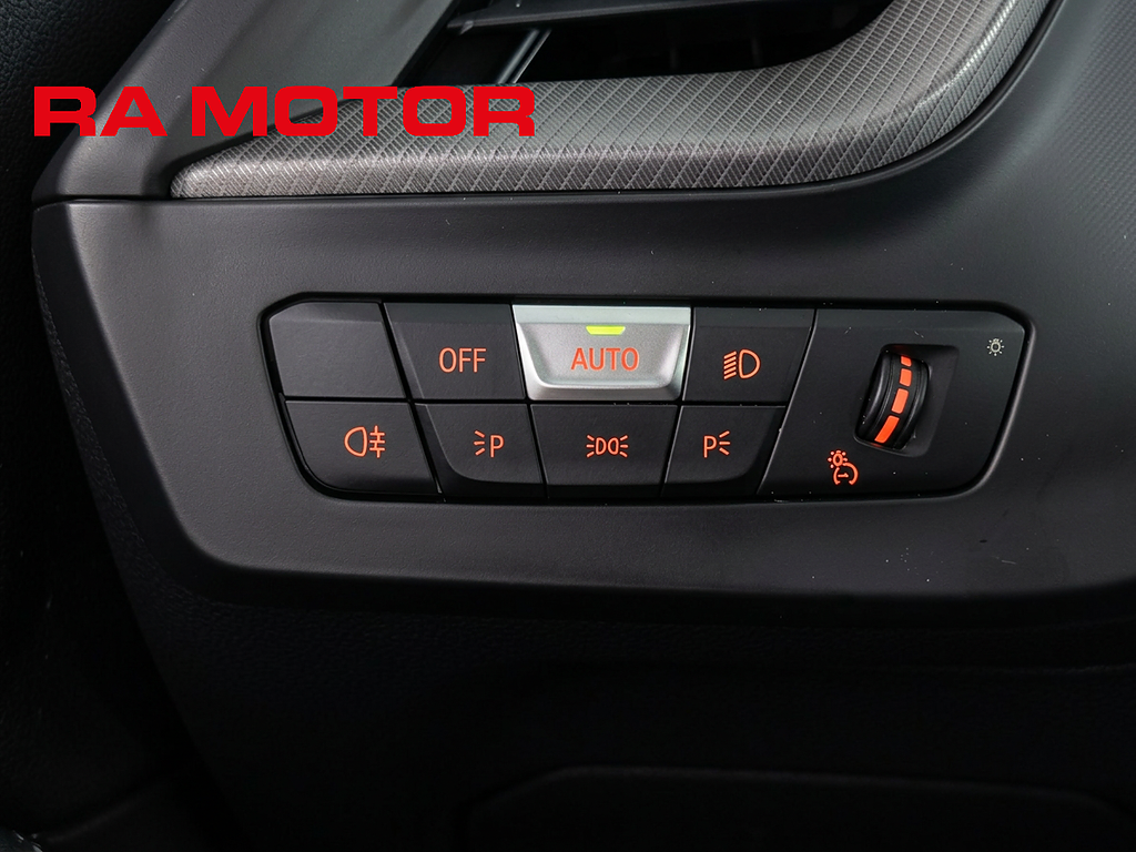 BMW M135i xDrive 306hk M Sport| Pano | H/K | Skalstolar | Adaptiv 2020