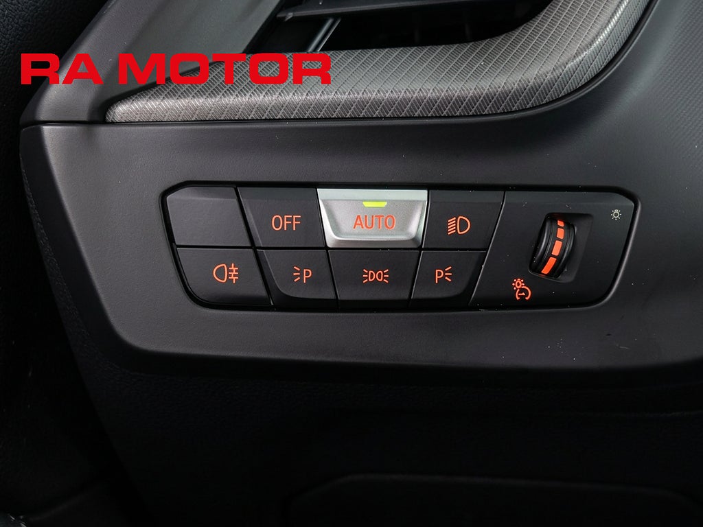 BMW M135i xDrive 306hk M Sport| Pano | H/K | Skalstolar | Adaptiv