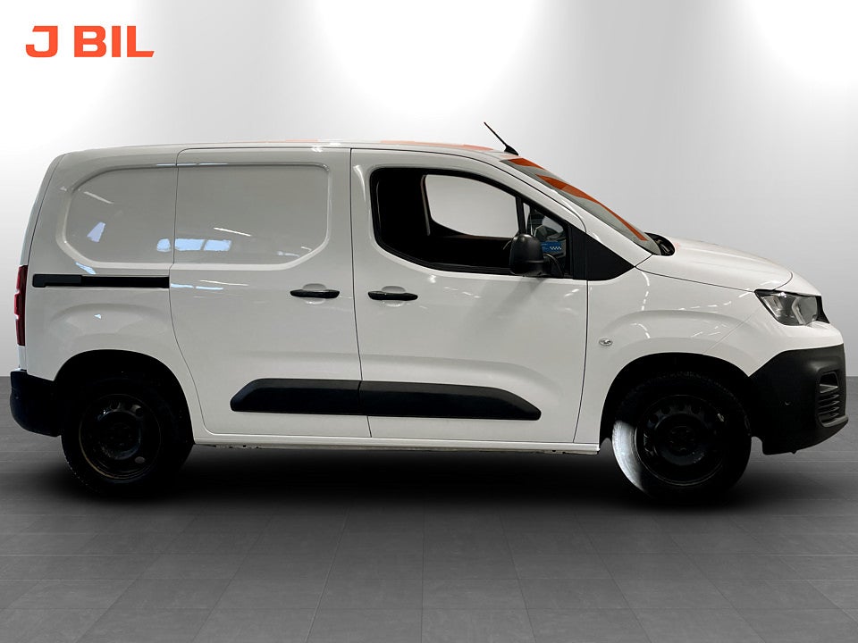 Bild på Peugeot Partner PRO 1.5 BHDi  130hk Aut L1 DRAG VÄRMARE