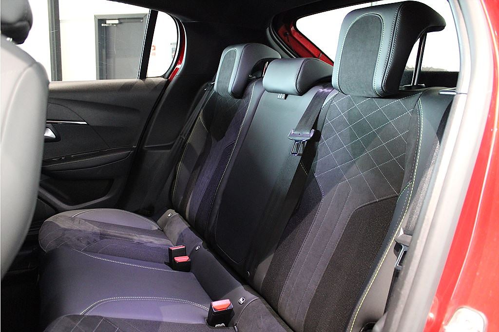 Bild på Peugeot 208 GT-Line 1.2 PT 130hk Aut - B-KAMERA, CAPRLAY