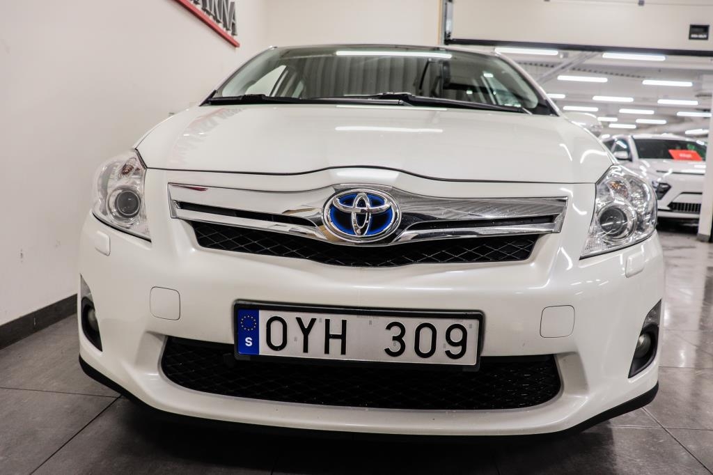 Toyota Auris 2011, kuva 4/44