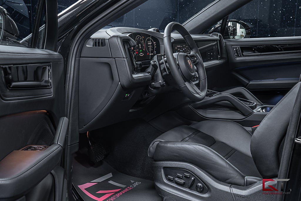 Porsche Cayenne E-Hyb Coupé Black Edition MOMS SportDesign 22" 18-vägs