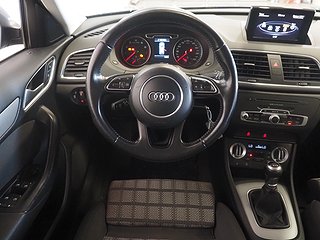 SUV Audi Q3 10 av 16