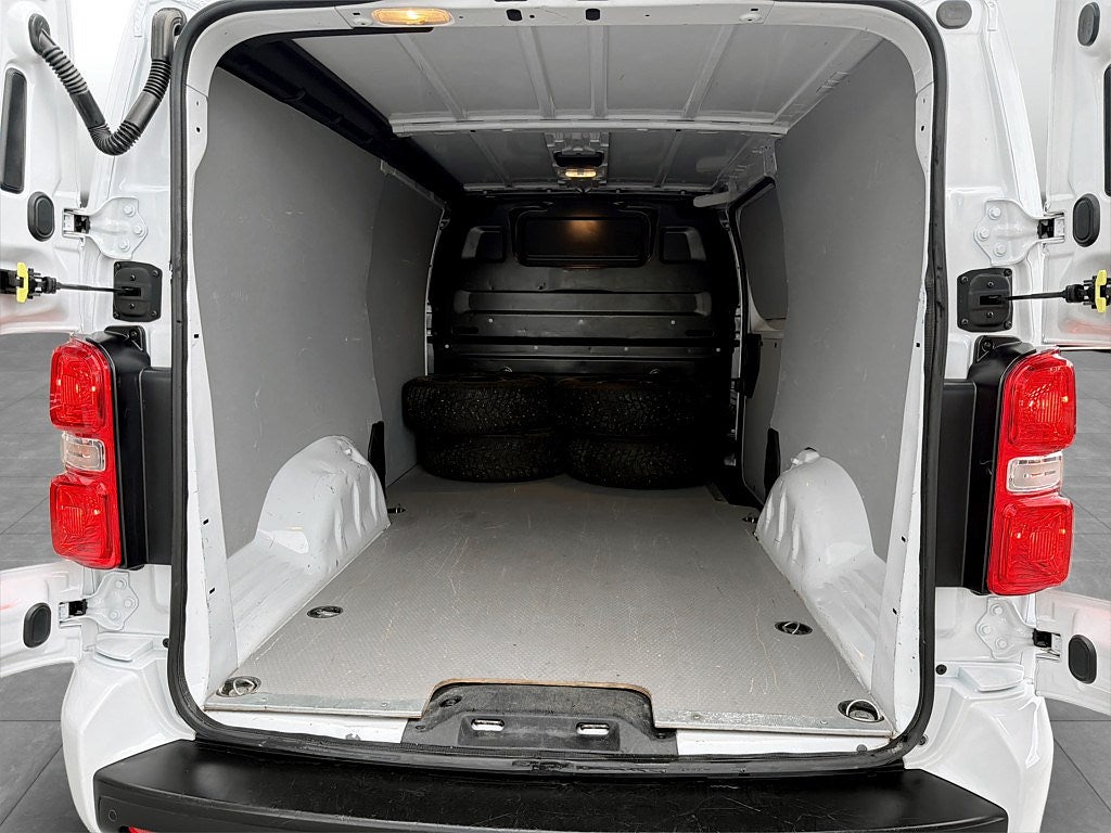 Bild på Peugeot Expert PRO+ 2.0 BHDi 145hk Aut L3 - B-KAMERA, BACKSENSORER