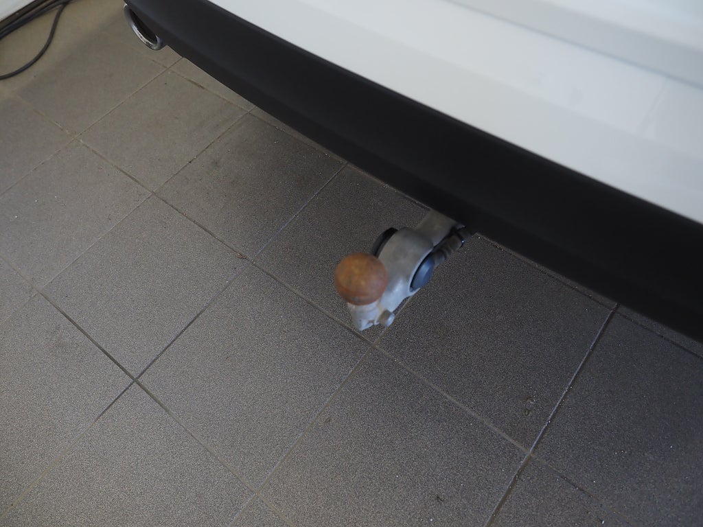 Volvo XC60 B4 AWD Geartronic Momentum 360° Pano Drag Navi Värm