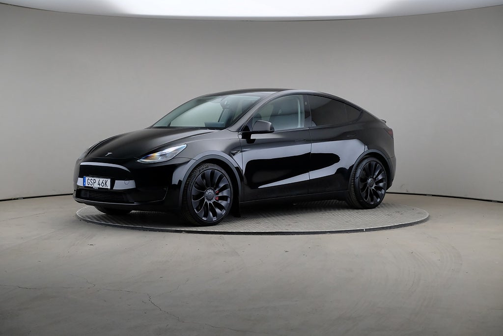 Tesla Model Y Performance 534hk AWD Drag