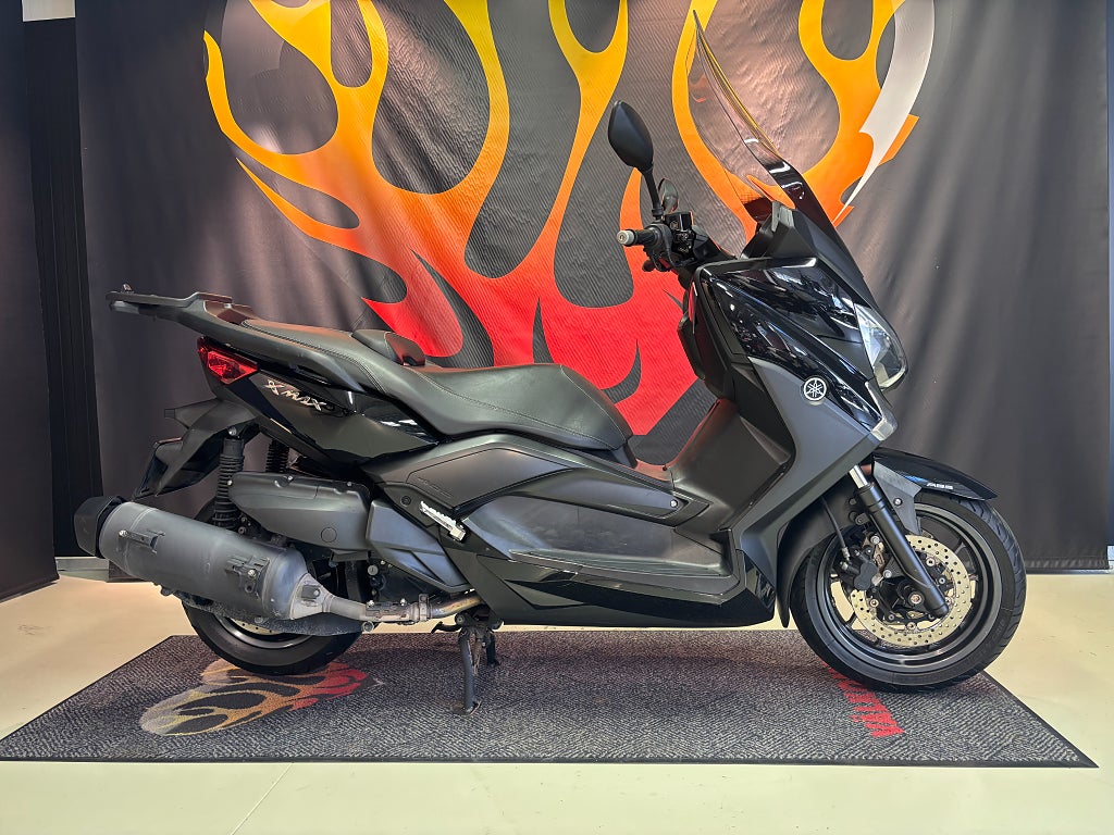 Yamaha X-MAX 400 