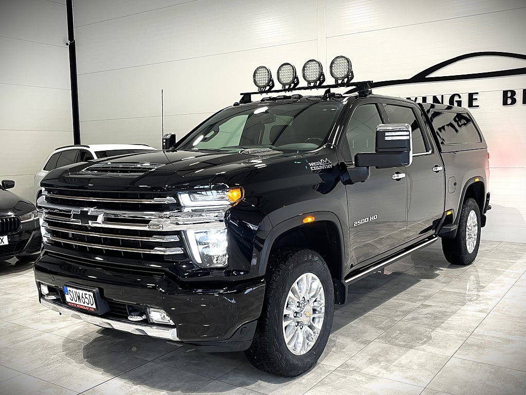 Chevrolet Silverado 2500 HD Crew Cab 6.6 V8 High Country Duramax 4WD Bose