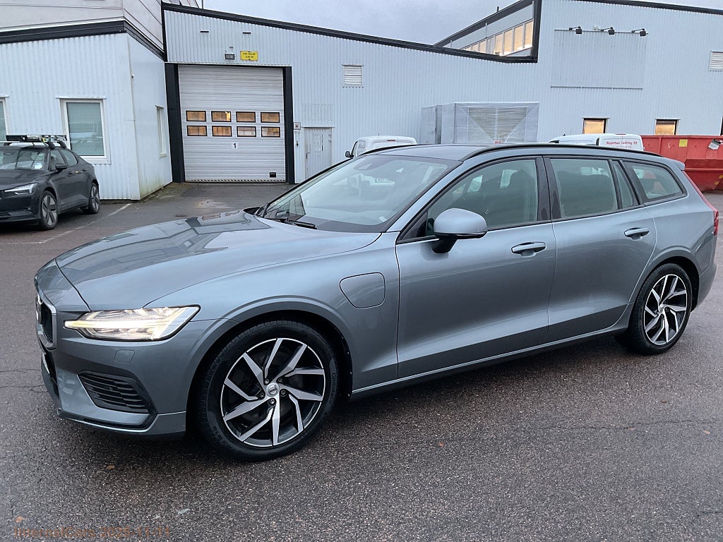Volvo V60 T6 340Hk AWD OUTLET REA-BIL - LEV.NYBESIKTIGAD