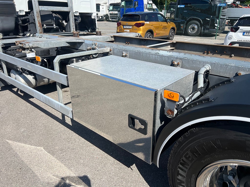 Volvo FH13 540 6x2 Containerede / Lösflaksbil, I-See