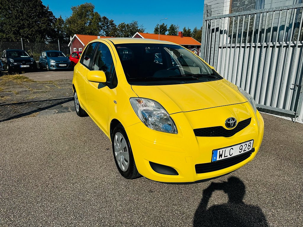 Toyota Yaris 1.33 VVTI 100HK 5D / VÄRMARE