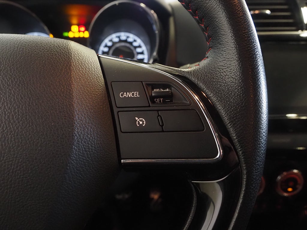 Mitsubishi ASX 1.6 117hk Onyx Backkamera Farthållare 18" 2018