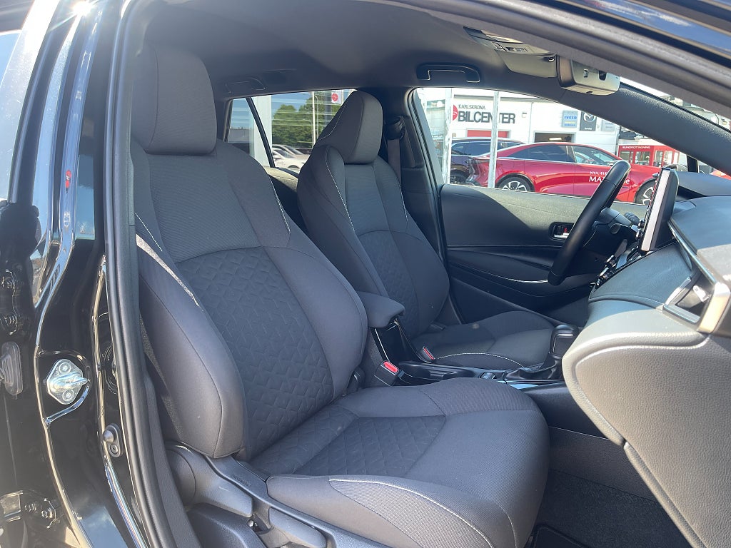 Suzuki Swace Hybrid 1.8 VVT-i E-CVT 122 hk ENDAST 2323 mil