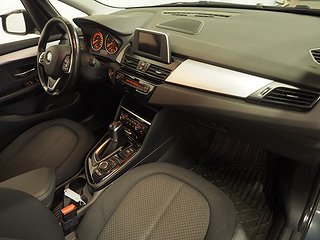 Kombi BMW 220 11 av 22