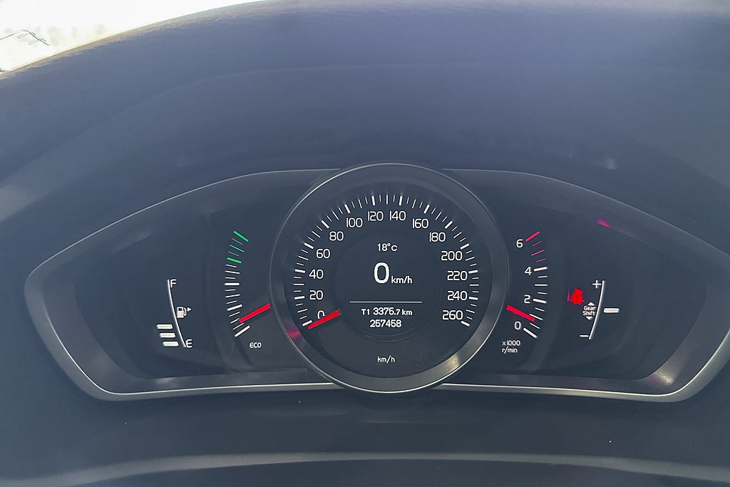 Volvo V40 2015
