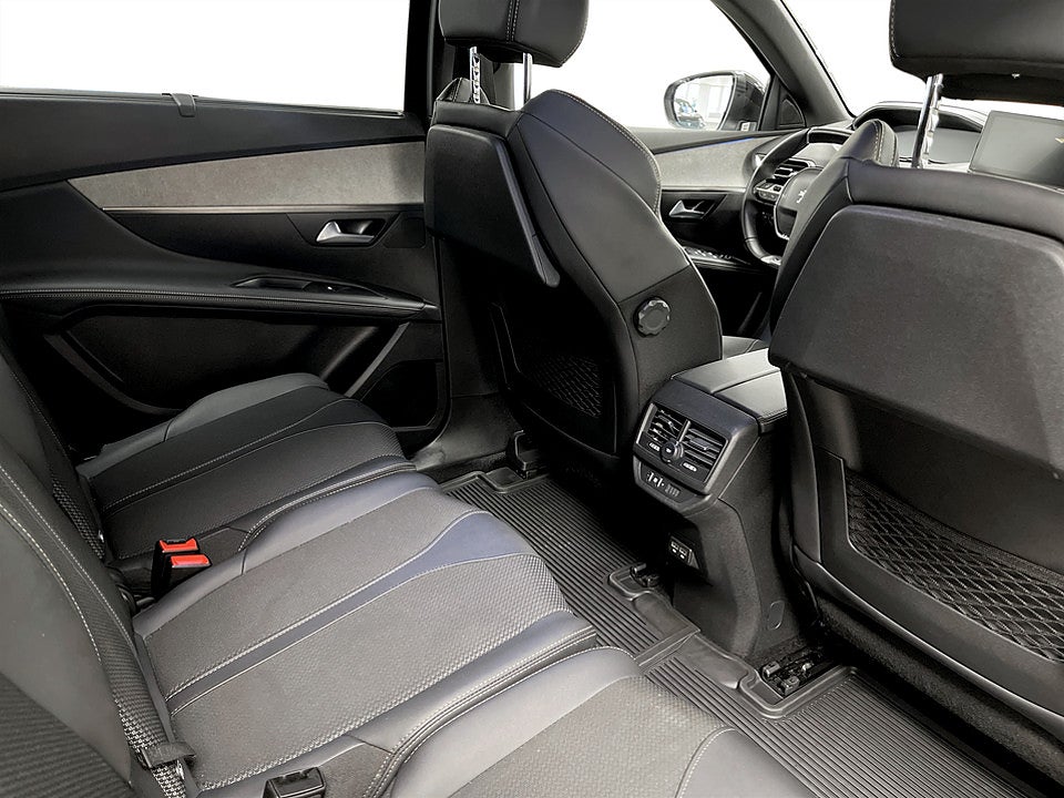Bild på Peugeot 5008 GT 1.2 PT 130hk Aut 7-SITS B-KAMERA CARPLAY