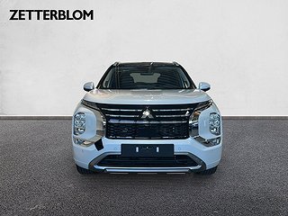 SUV Mitsubishi Outlander 5 av 18