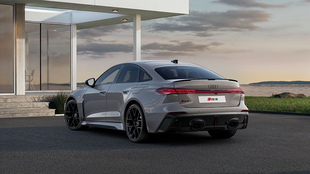 Audi RS5 Sedan 2026 MOMS Sport-paket Carbon Tech Pro HuD Pano
