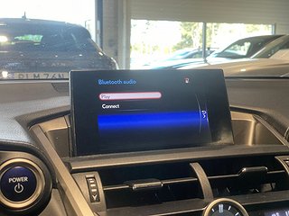 SUV Lexus NX 21 av 25