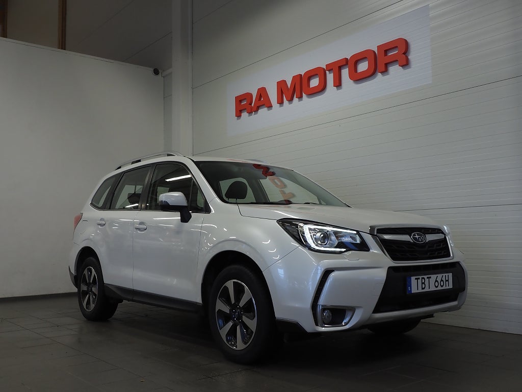 Subaru Forester 2,0i 150hk XS CVT AWD Dragkrok Kamera
