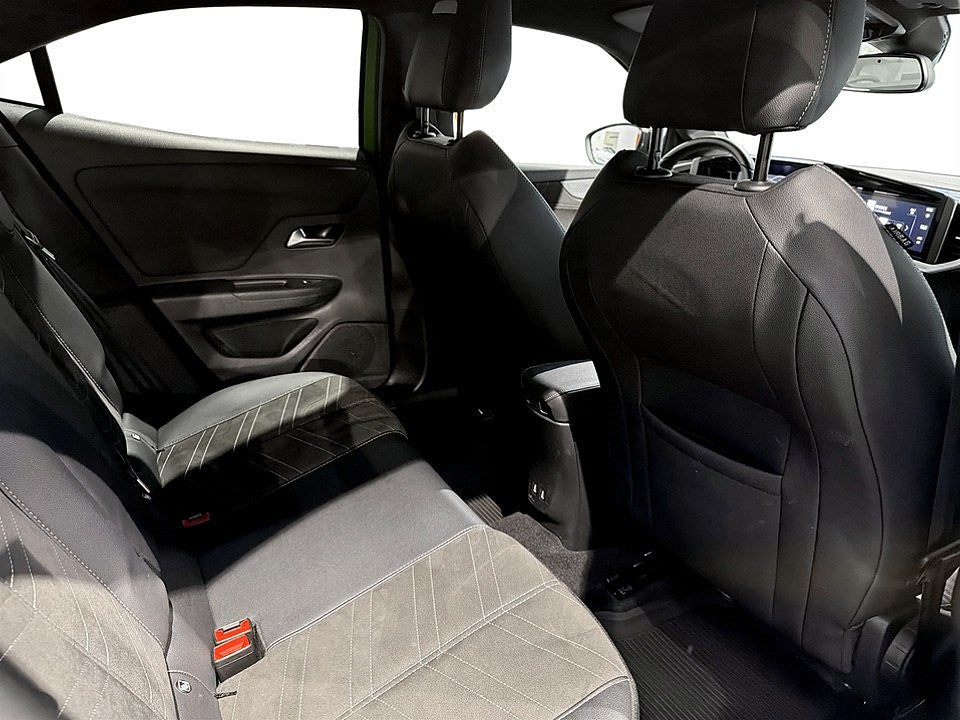 Bild på Opel Mokka Ultimate 1.2 Turbo 130hk Aut - B-KAMERA, CARPLAY