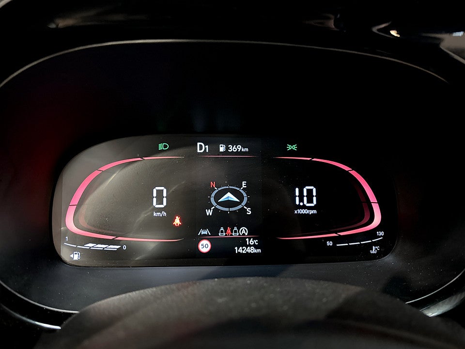 Bild på Hyundai i10 Essential 1.0 MPi 67hk AMT Aut B-KAMERA CARPLAY