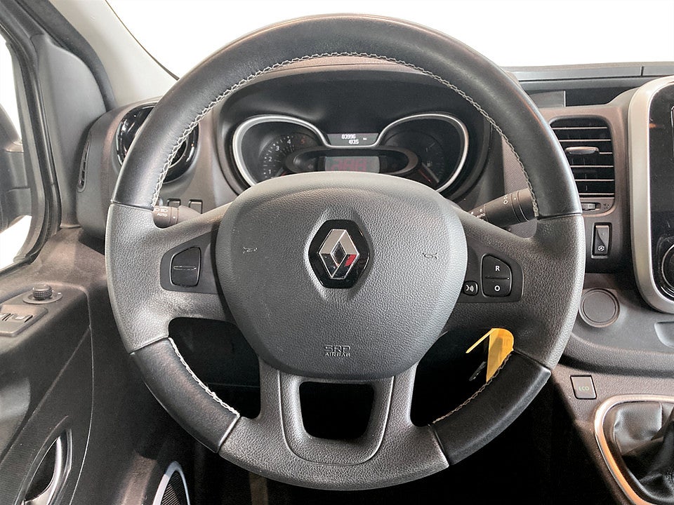 Bild på Renault trafic Crewcab 3.0t 2.0 dCi 170hk Aut 5-SITS B-KAMERA DRAG