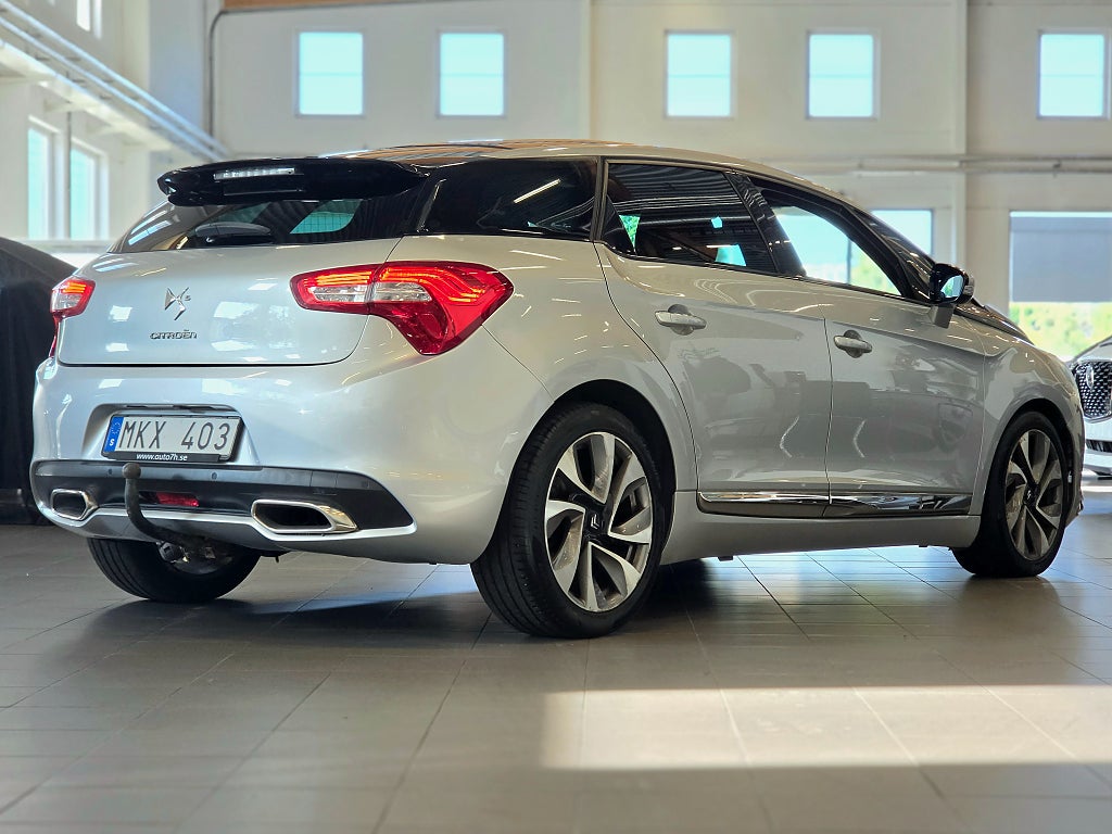 Citroën DS5 2.0 HDi Automat / Panorama / Drag / Head-up /