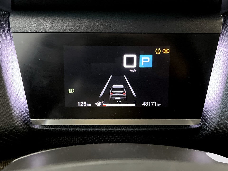 Bild på Citroën C4-X Shine 1.2 PT 131hk Aut B-KAMERA NAVI RATTVÄRME