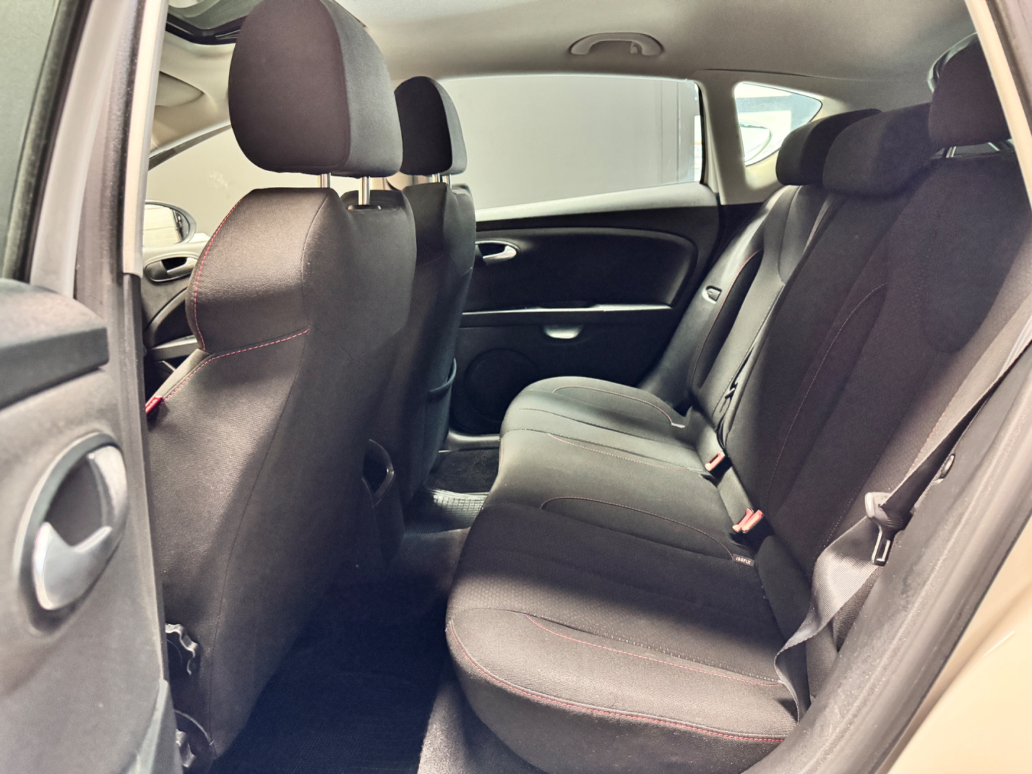 Seat Leon León FR 2.0 TFSI FR (211 HK) 2010, photo 7/40