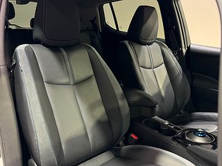 Halvkombi Nissan Leaf 12 av 24